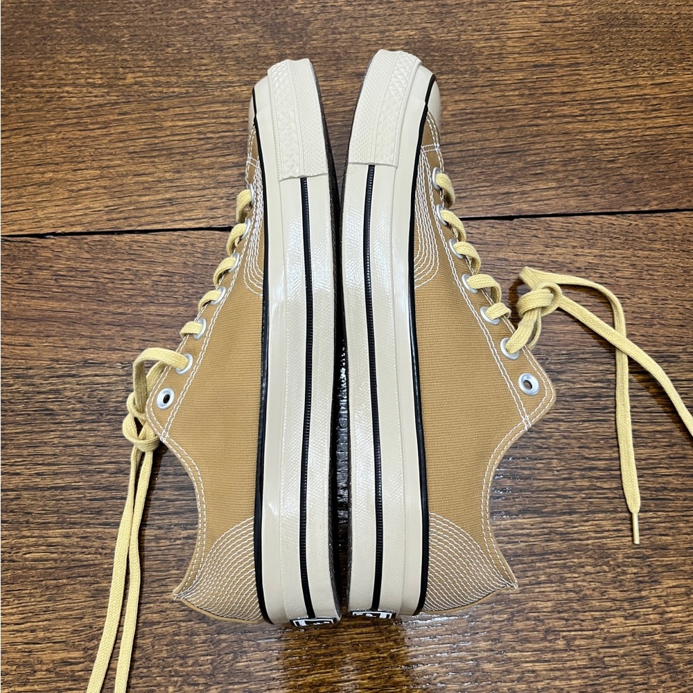 NWOT Rare Converse golden tan Sneakers